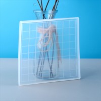 Epoksi Satranç Tahtası Kalıbı Silikon Orta Boy 18x18cm Taş Kalıbı Hediyeli Epoksi Satranç Tahtası Kalıbı Silikon Orta Boy 18x18cm Taş Kalıbı Hediyeli